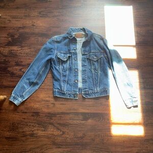 Levi's Blue Denim Jacket with Button Detail size 38 (L)